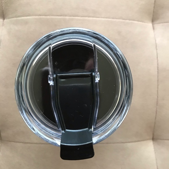 ♻️Reposted New Pier 1 Imports red tumbler or travel cup - Picture 3 of 8